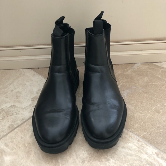Other - Zara Men's Classic Black Leather Ankle Boots